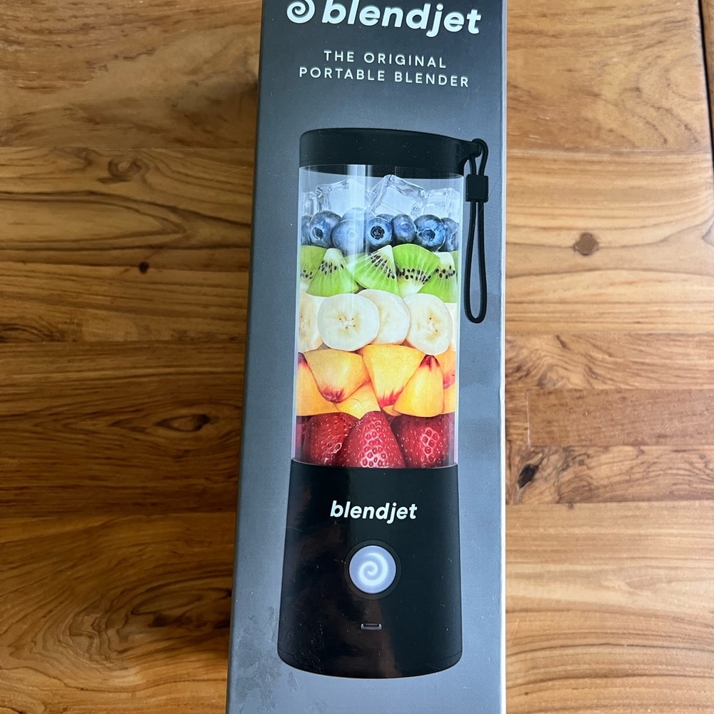 BlendJet 2 Portable Blender in Black